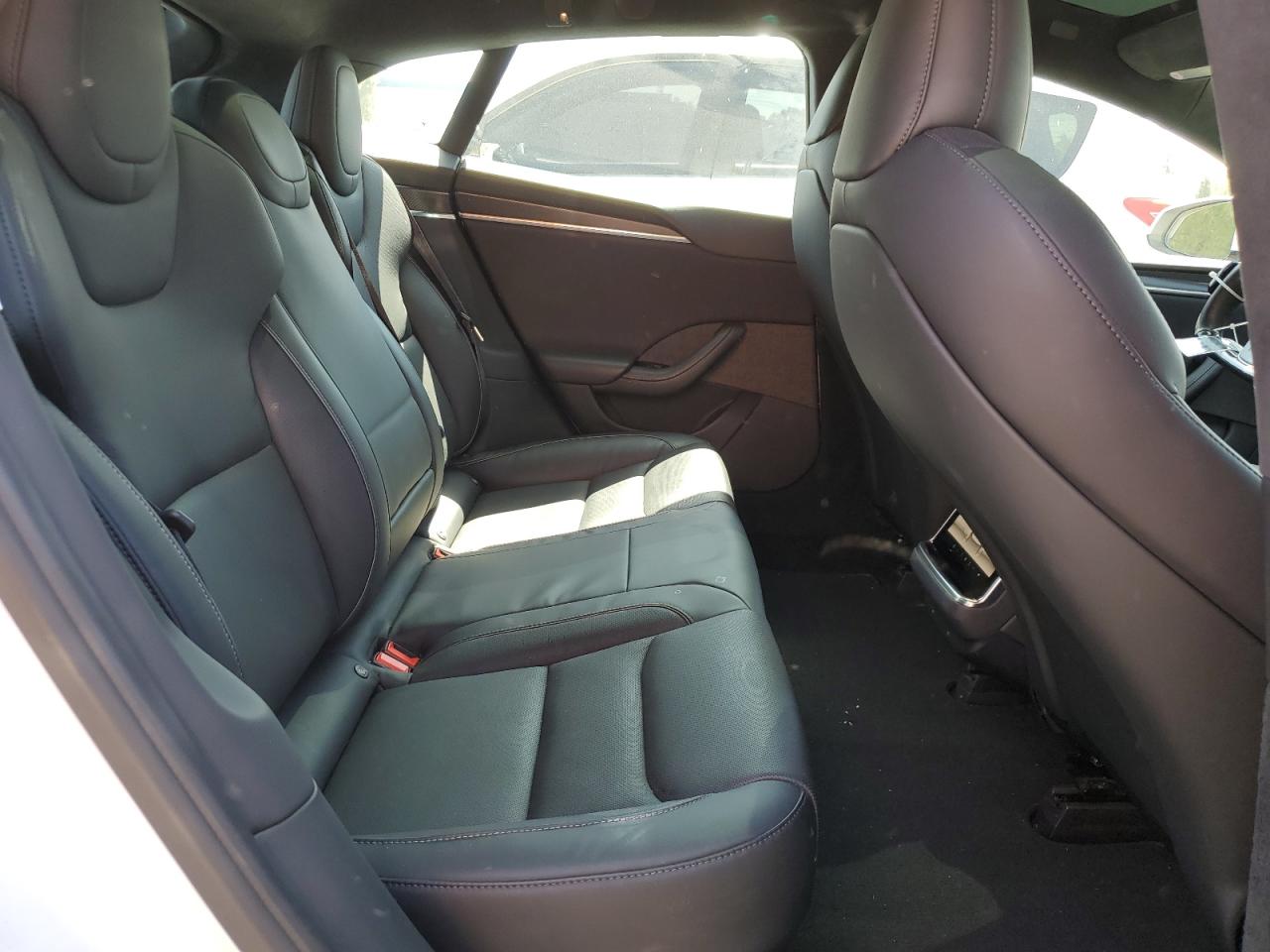 2021 Tesla Model S VIN: 5YJSA1E67MF443245 Lot: 63219435