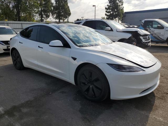  TESLA MODEL 3 2024 Biały