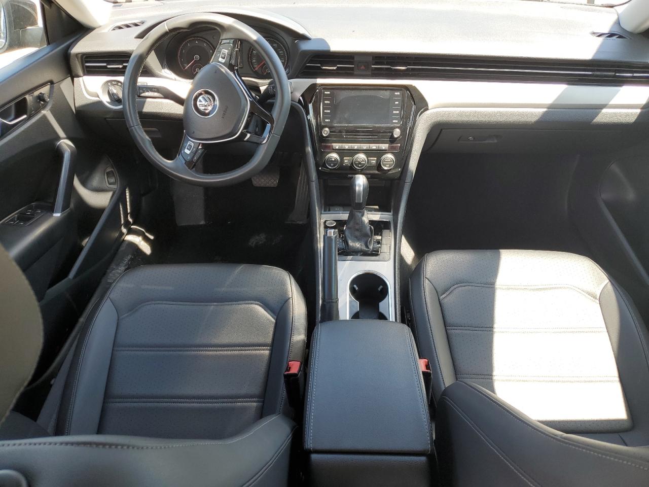 2021 Volkswagen Passat Se VIN: 1VWSA7A39MC010082 Lot: 63823235