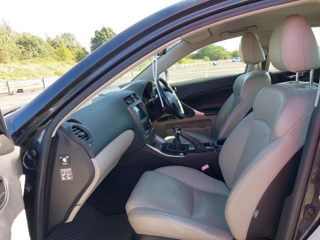 2009 LEXUS IS 220D SE