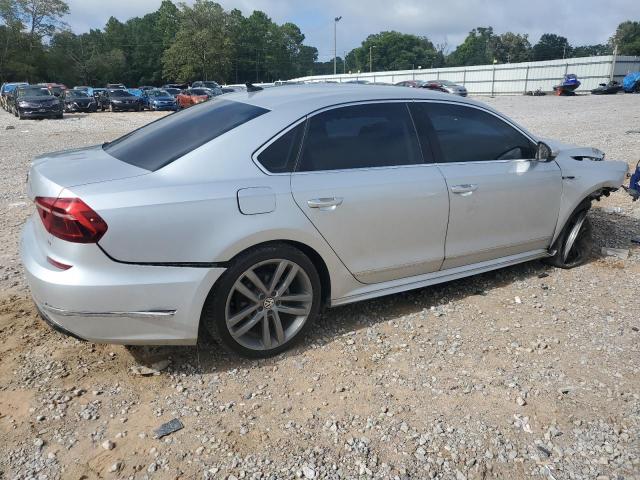  VOLKSWAGEN PASSAT 2017 Srebrny