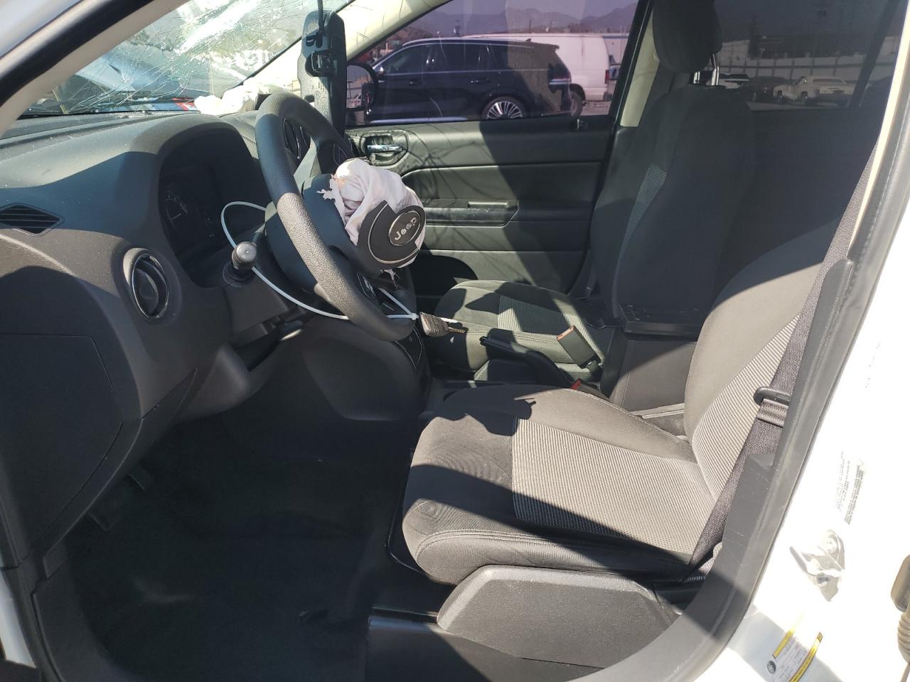 2016 Jeep Compass Sport VIN: 1C4NJCBB6GD785369 Lot: 65033165