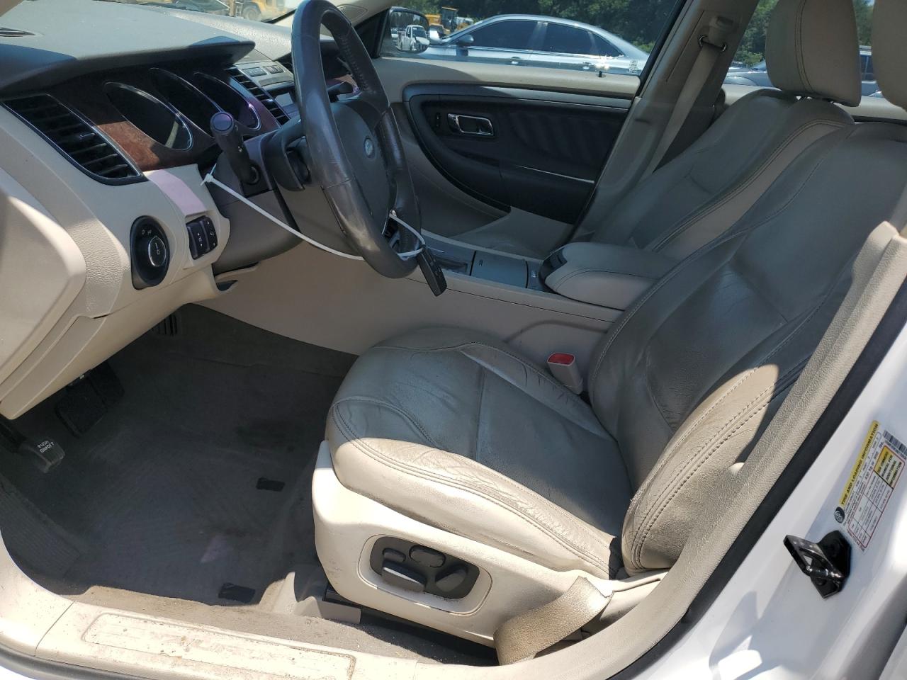 2010 Ford Taurus Sel VIN: 1FAHP2EW3AG125936 Lot: 63693355