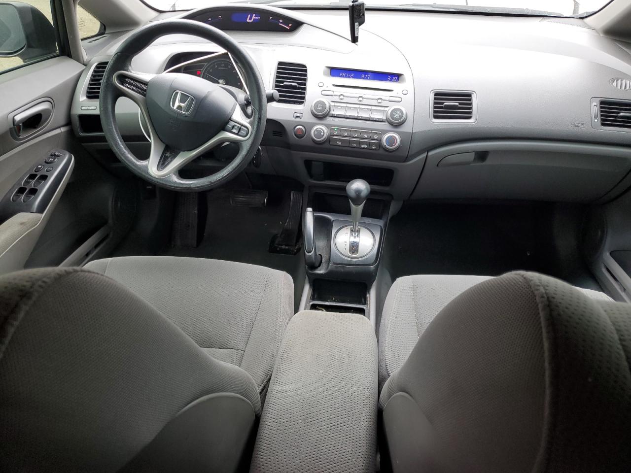 2010 Honda Civic Dx-G VIN: 2HGFA1F4XAH002425 Lot: 64425825