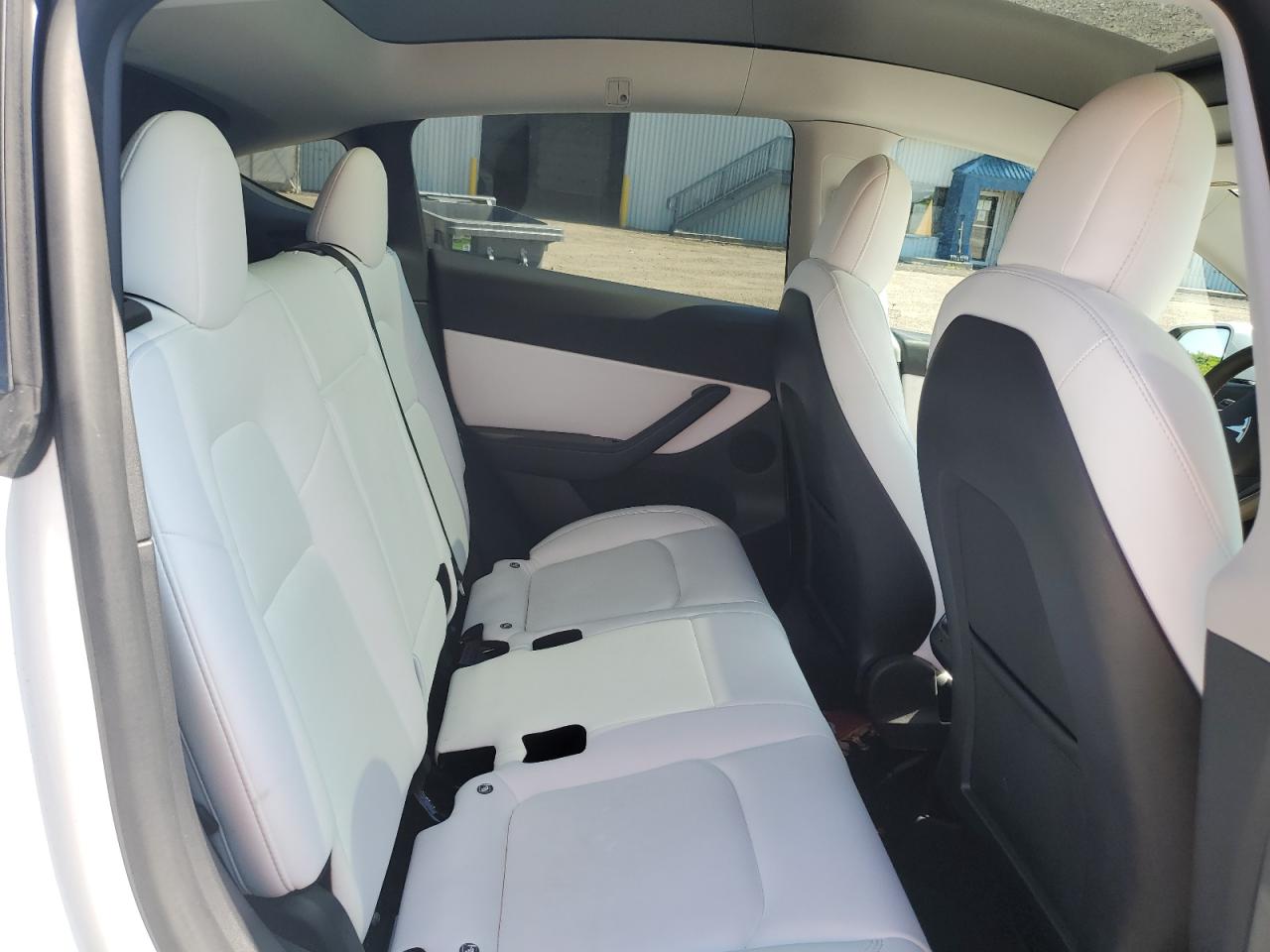 2022 Tesla Model Y VIN: 7SAYGDEF6NF313620 Lot: 65452675