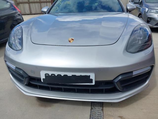 2018 PORSCHE PANAMERA T