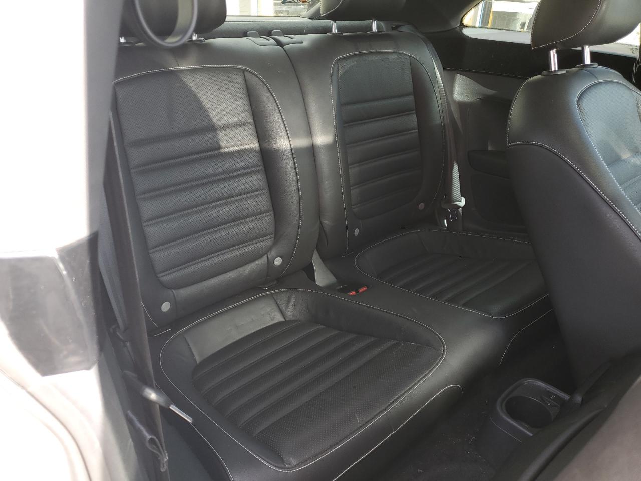 2014 Volkswagen Beetle VIN: 3VWJ17AT8EM652207 Lot: 64275255