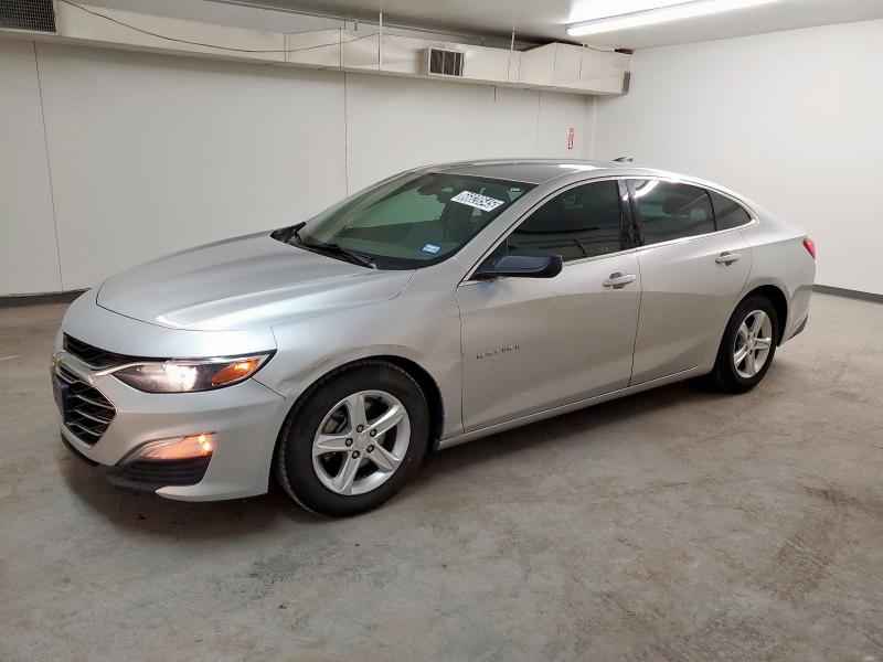  CHEVROLET MALIBU 2019 Srebrny
