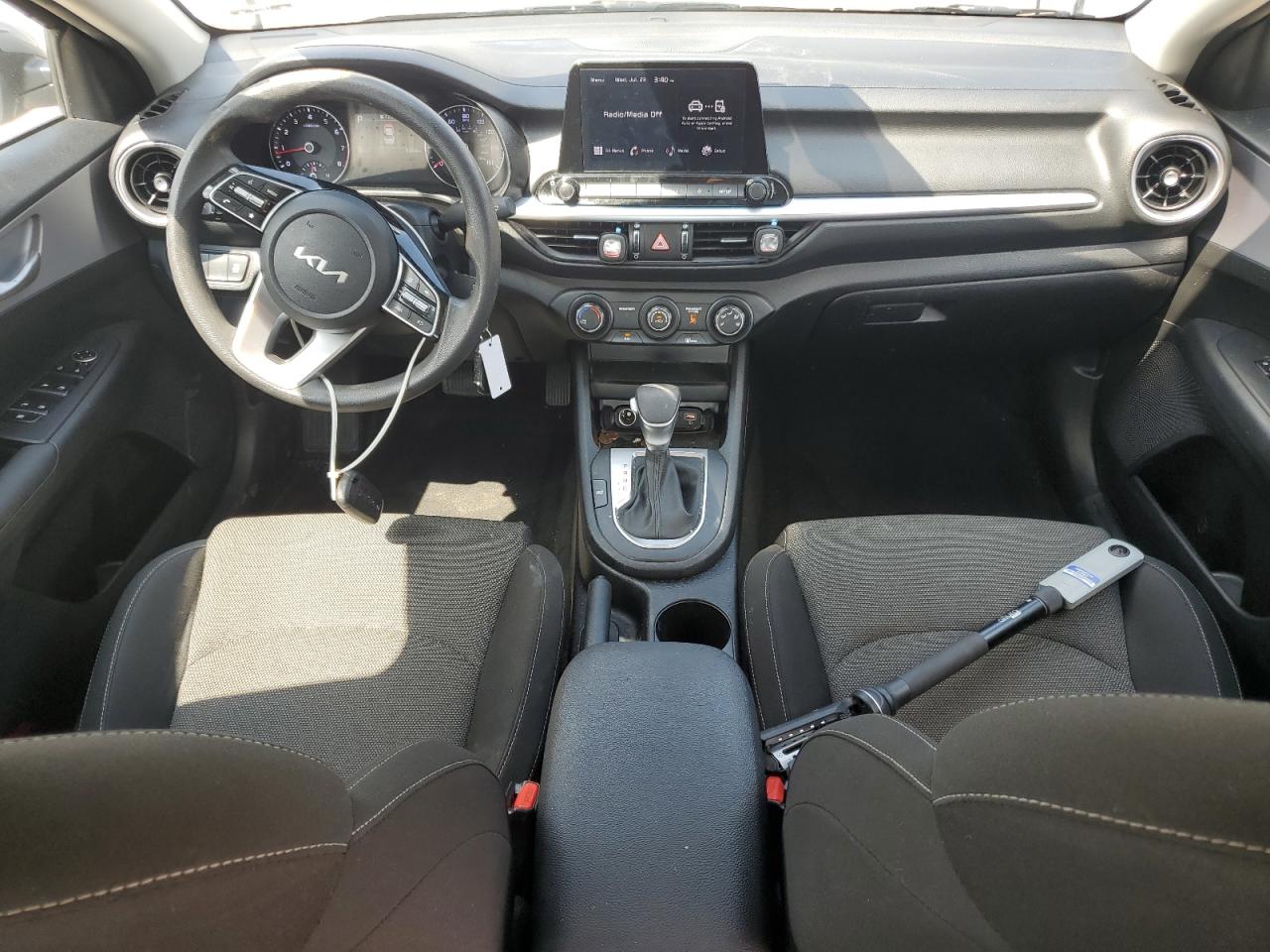 3KPF24ADXRE757618 2024 Kia Forte Lx