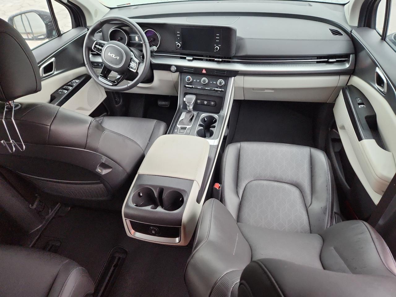 2024 Kia Carnival Lx VIN: KNDNB4H38R6440077 Lot: 63964725