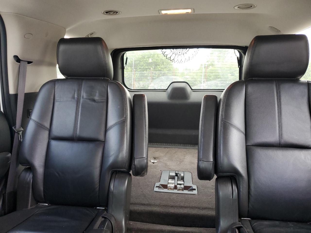 2013 Chevrolet Tahoe K1500 Lt VIN: 1GNSKBE04DR137880 Lot: 64996945