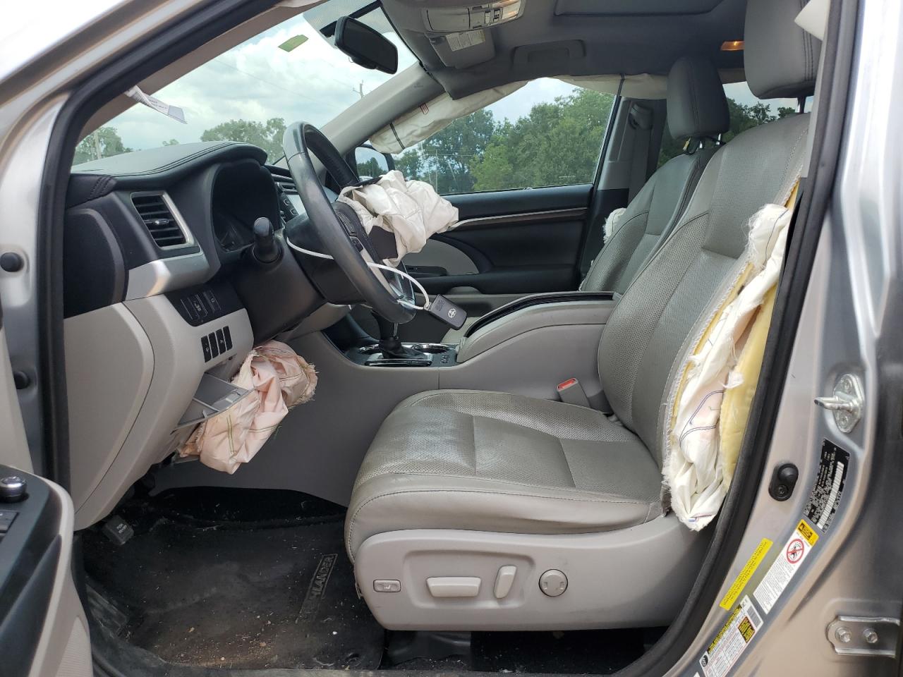2015 Toyota Highlander Limited VIN: 5TDYKRFH4FS112997 Lot: 65013715