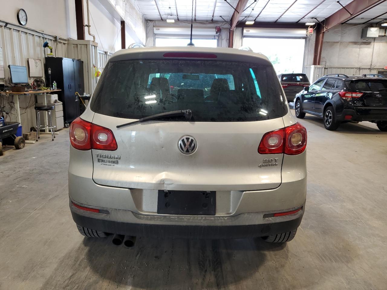 2011 Volkswagen Tiguan S VIN: WVGBV7AX5BW532807 Lot: 65656655
