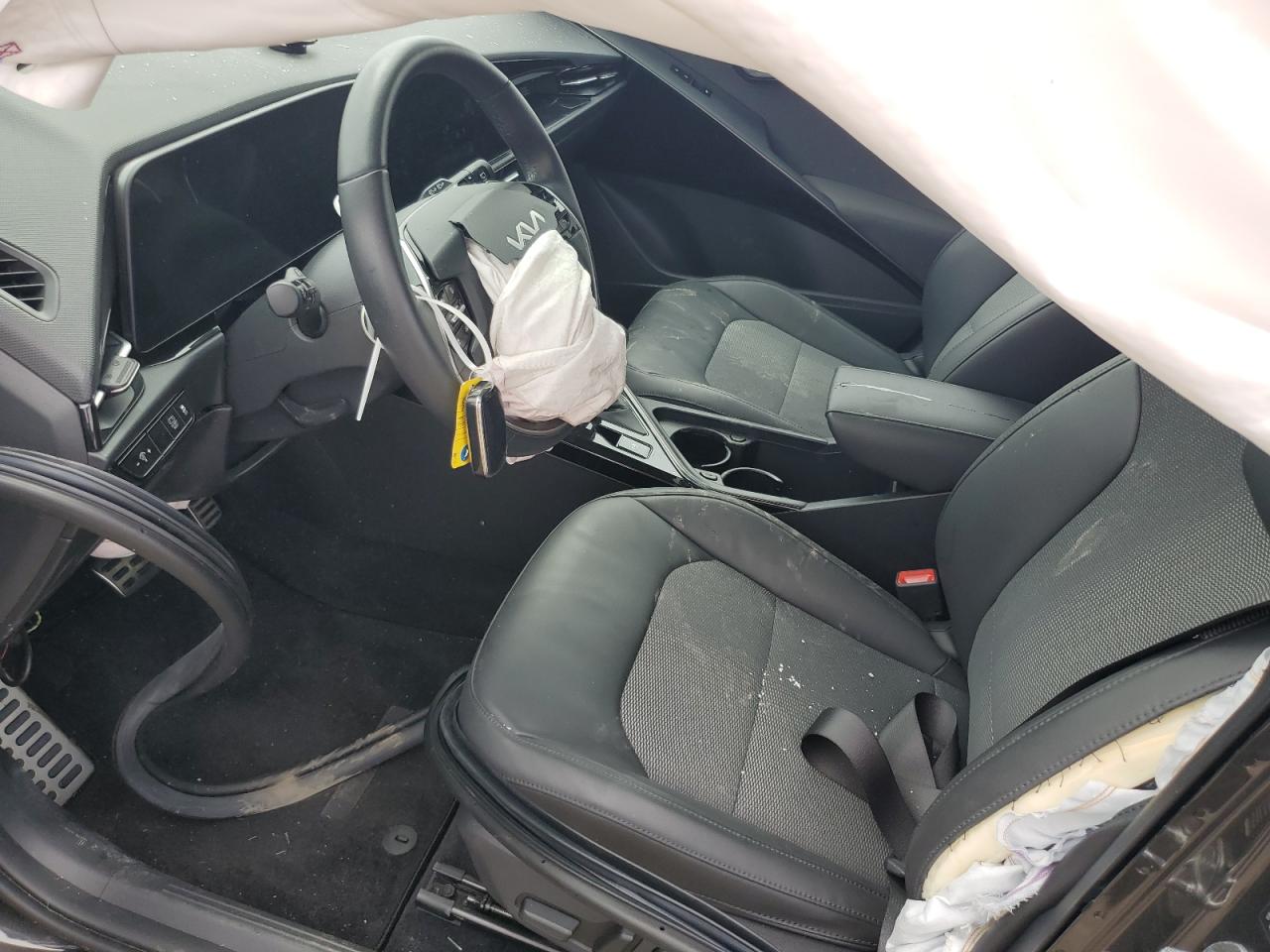 kndcr3le0p5098102 KNDCR3LE0P5098102 2023 Kia Niro Ex