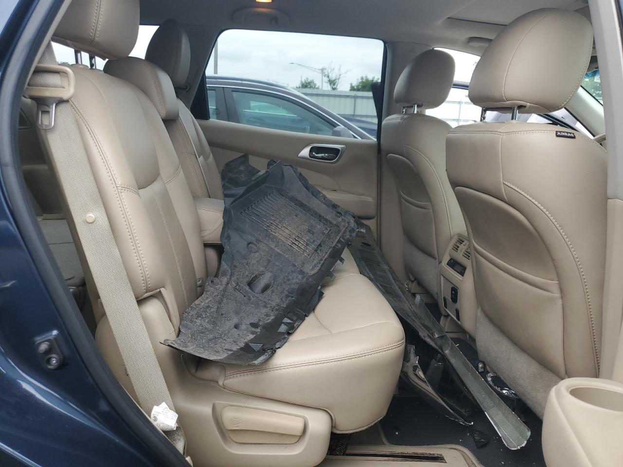 2015 Nissan Pathfinder S VIN: 5N1AR2MM3FC645859 Lot: 64435245