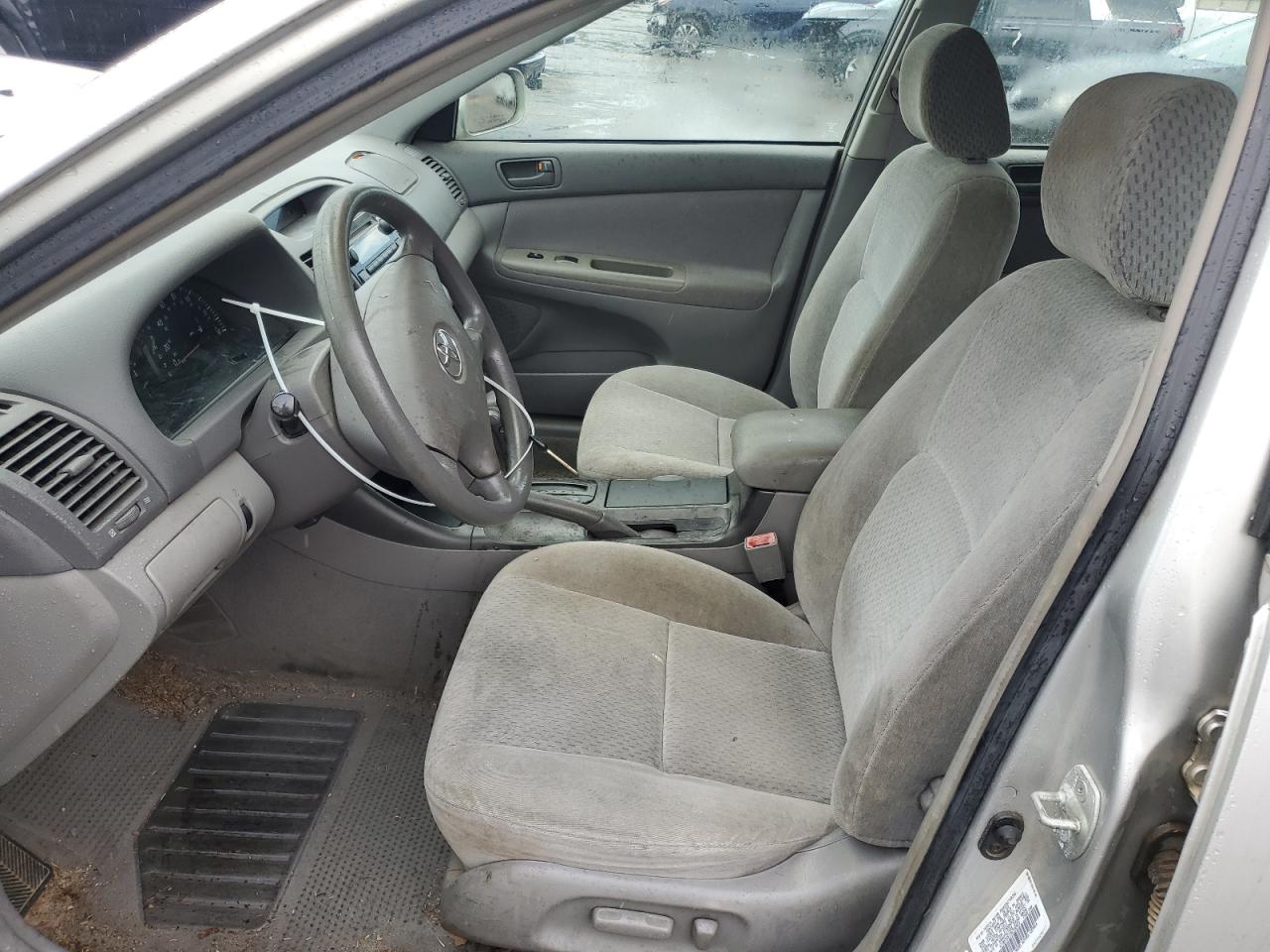 2003 Toyota Camry Le VIN: 4T1BE32K73U702822 Lot: 63702565