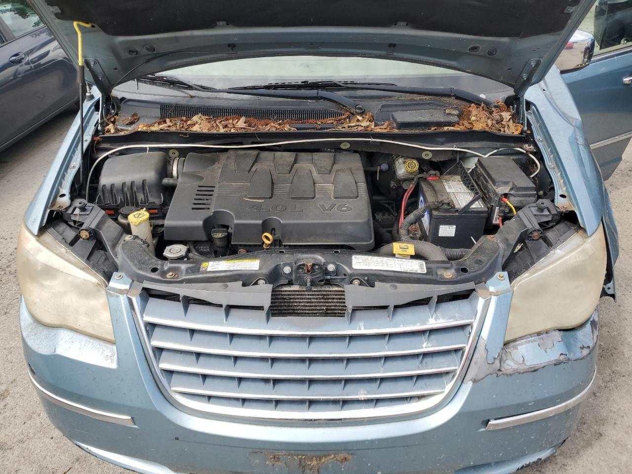 2010 Chrysler Town & Country Limited VIN: 2A4RR6DX5AR141994 Lot: 63641355