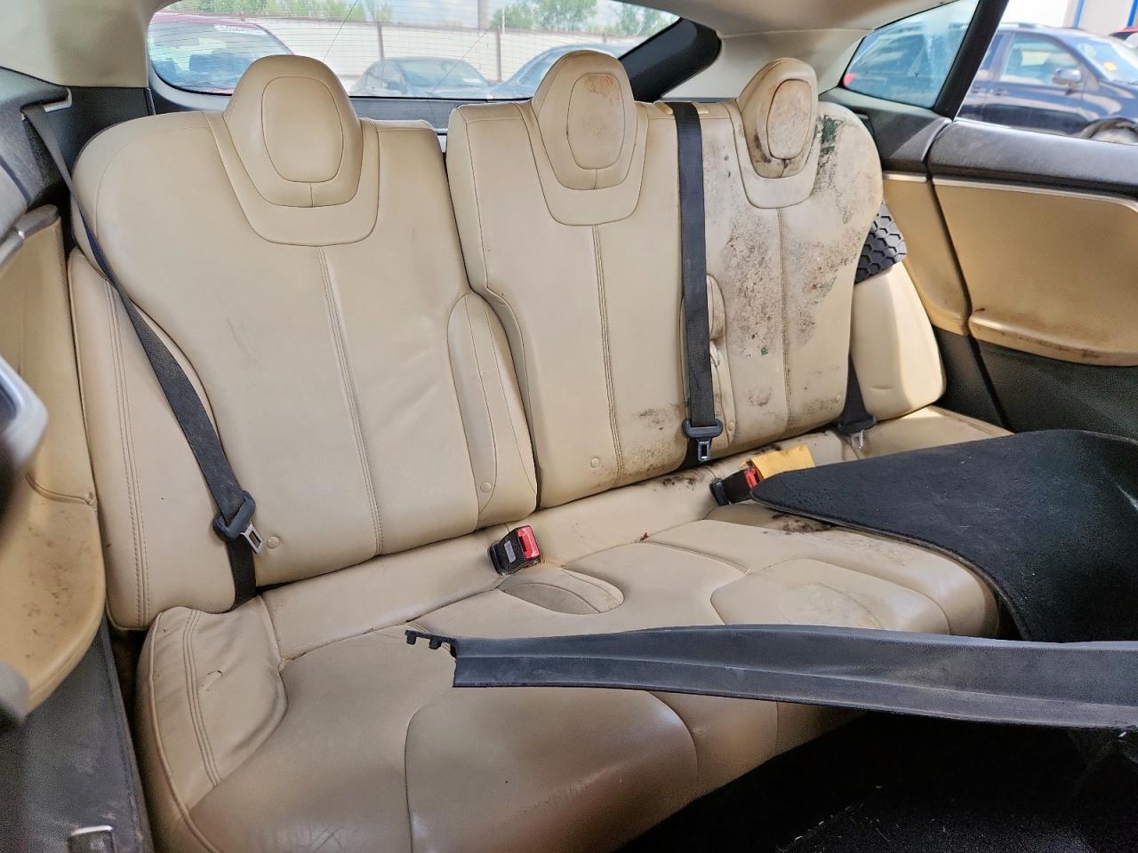 2013 Tesla Model S VIN: 5YJSA1CG5DFP03704 Lot: 65143565