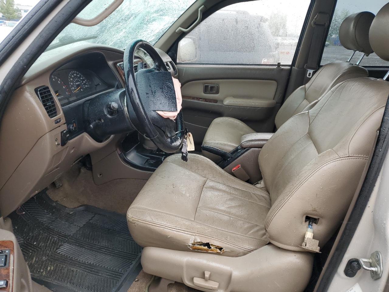 1997 Toyota 4Runner Limited VIN: JT3HN87RXV0116566 Lot: 62145585