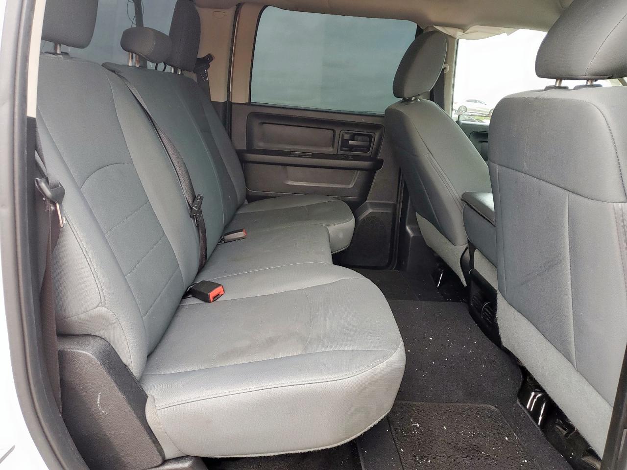 2016 Ram 1500 St VIN: 1C6RR6KG7GS208425 Lot: 64822865