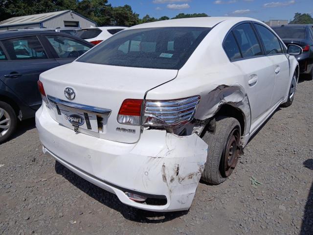 2013 TOYOTA AVENSIS T2