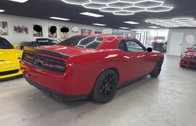 Купе DODGE CHALLENGER 2016 Красный