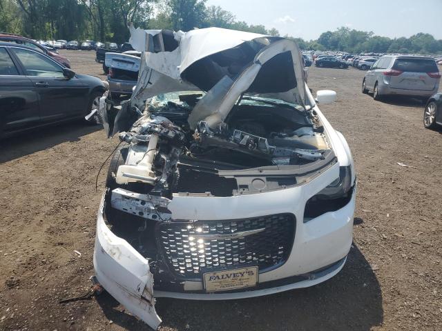  CHRYSLER 300 2016 White