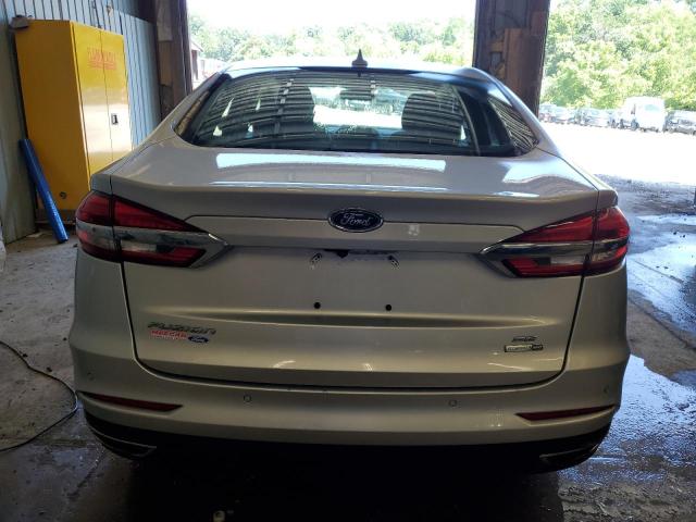  FORD FUSION 2019 Srebrny