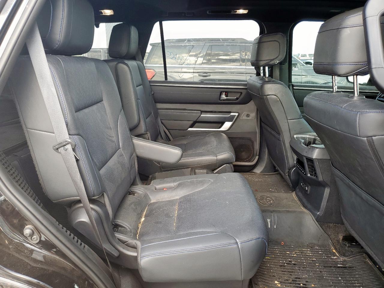 2023 Toyota Sequoia Sr5 VIN: 7SVAAABA9PX006061 Lot: 64246595