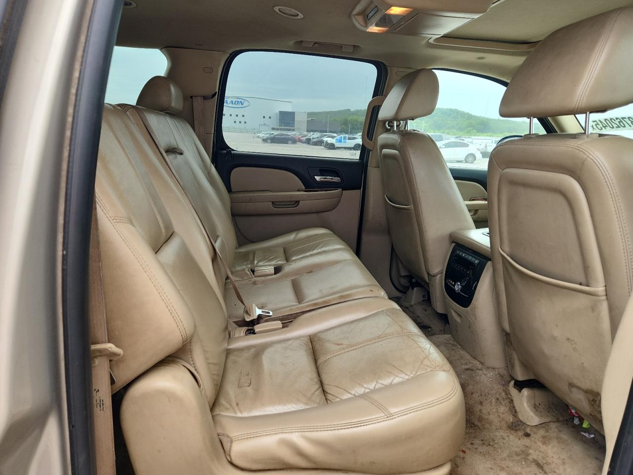 2007 Chevrolet Suburban K1500 VIN: 1GNFK16367J191544 Lot: 63762045