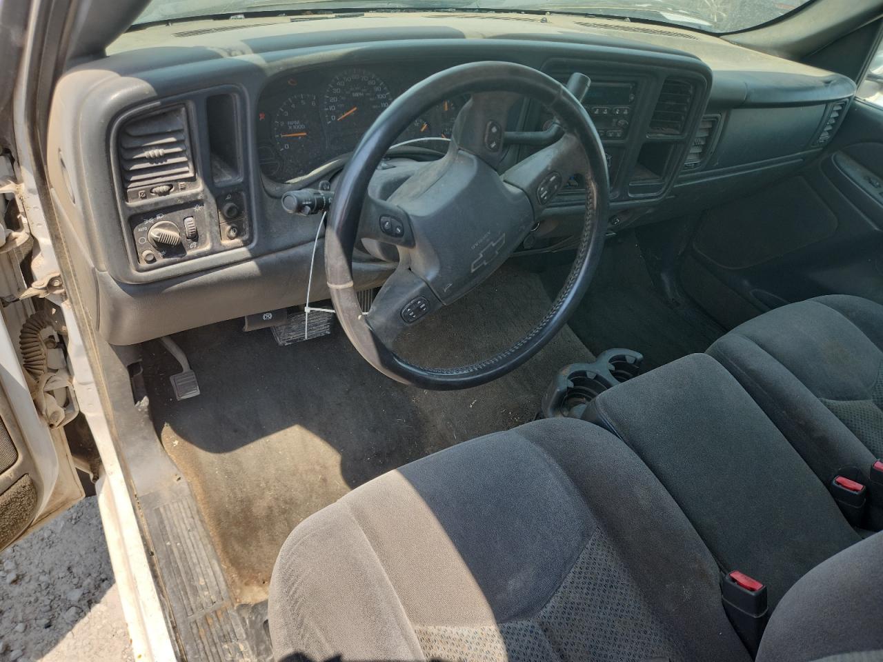2005 Chevrolet Silverado C1500 VIN: 1GCEC14T35Z281527 Lot: 64398515