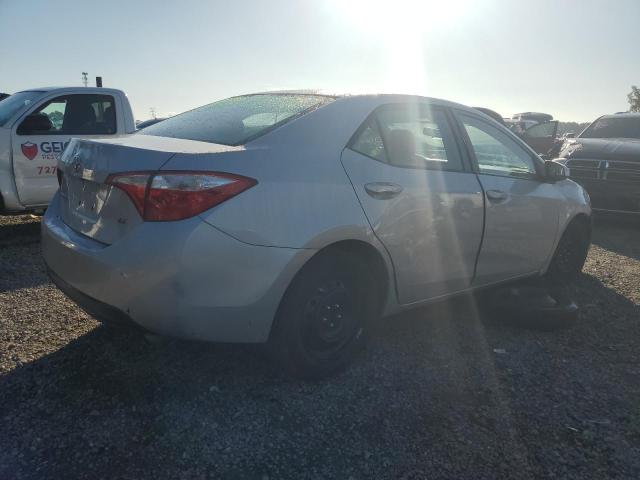  TOYOTA COROLLA 2016 Srebrny