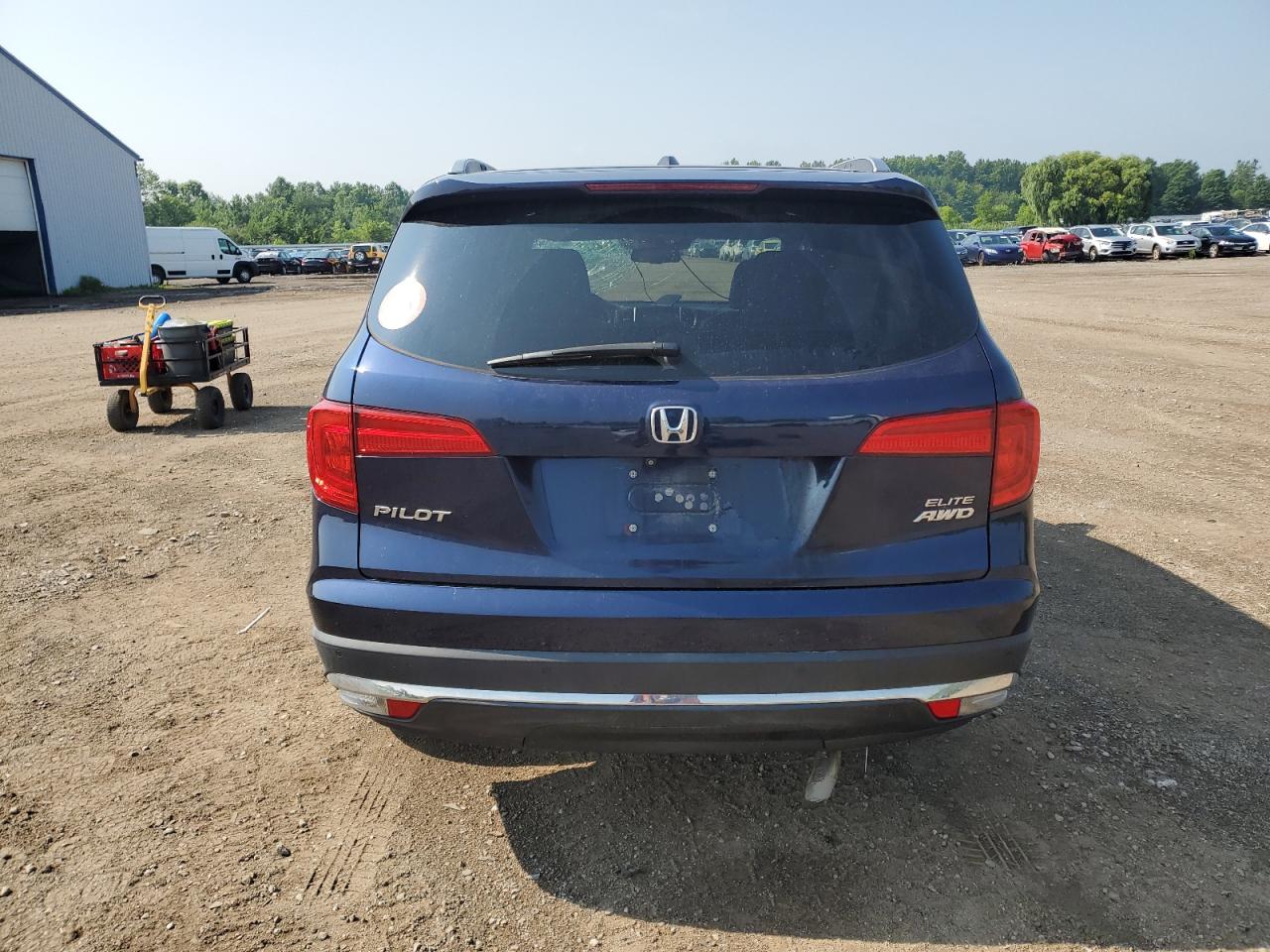 2016 Honda Pilot Elite VIN: 5FNYF6H09GB044857 Lot: 64362735