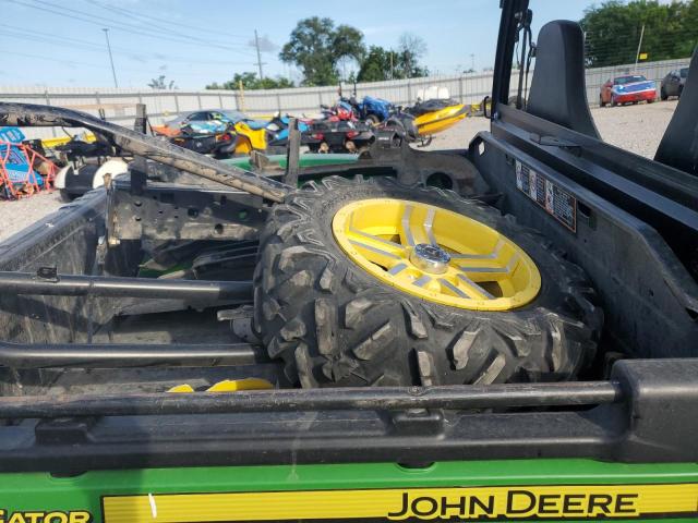 2016 JD XUV 855D  