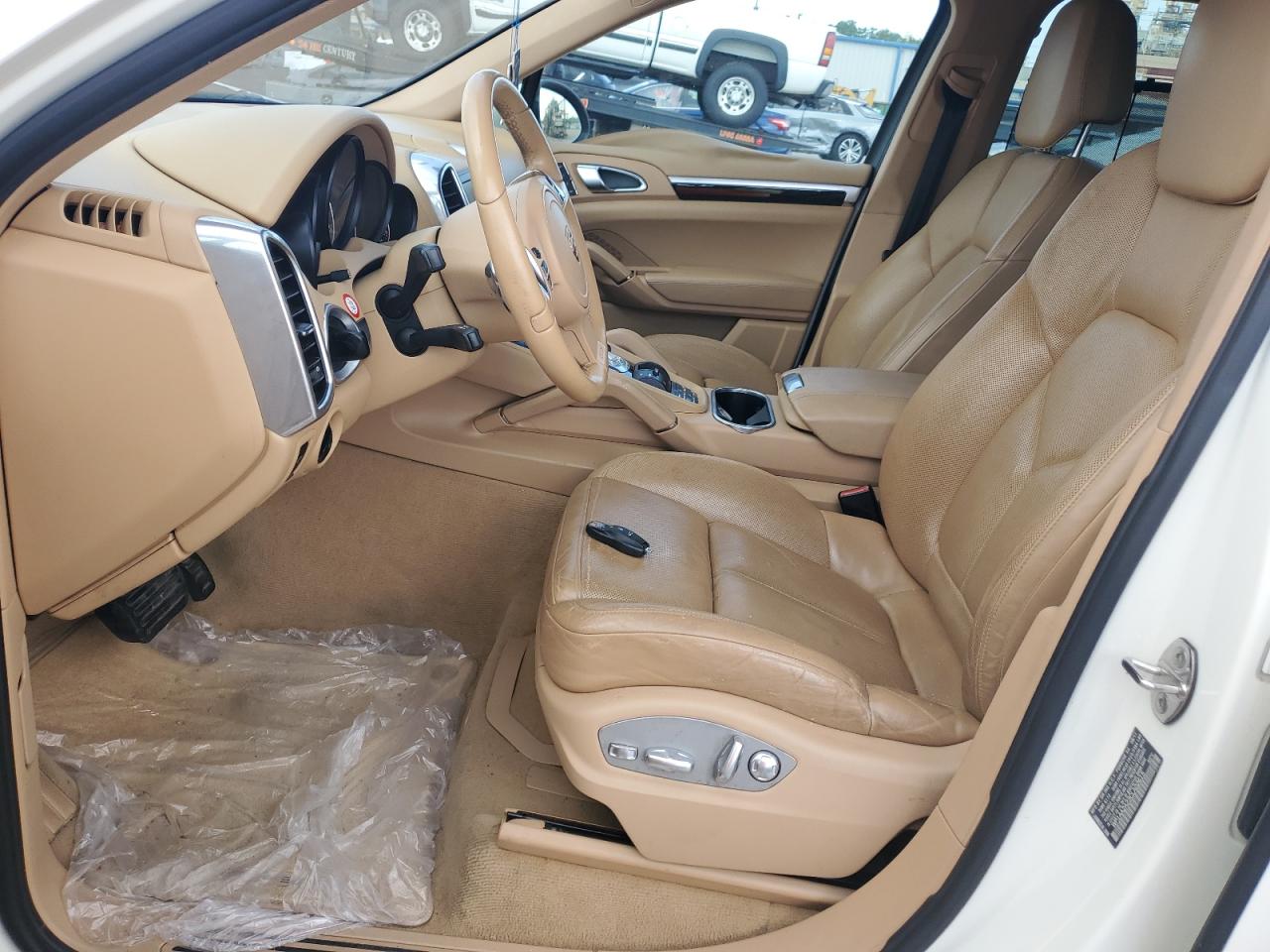 2012 Porsche Cayenne VIN: WP1AA2A23CLA02615 Lot: 64604655