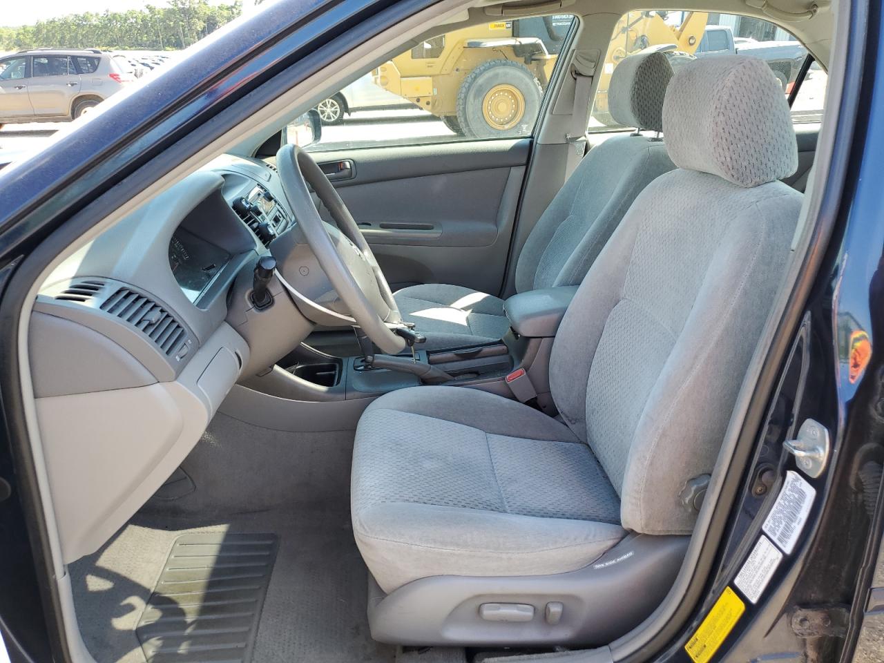 2003 Toyota Camry Le VIN: 4T1BE30K23U245520 Lot: 64992815