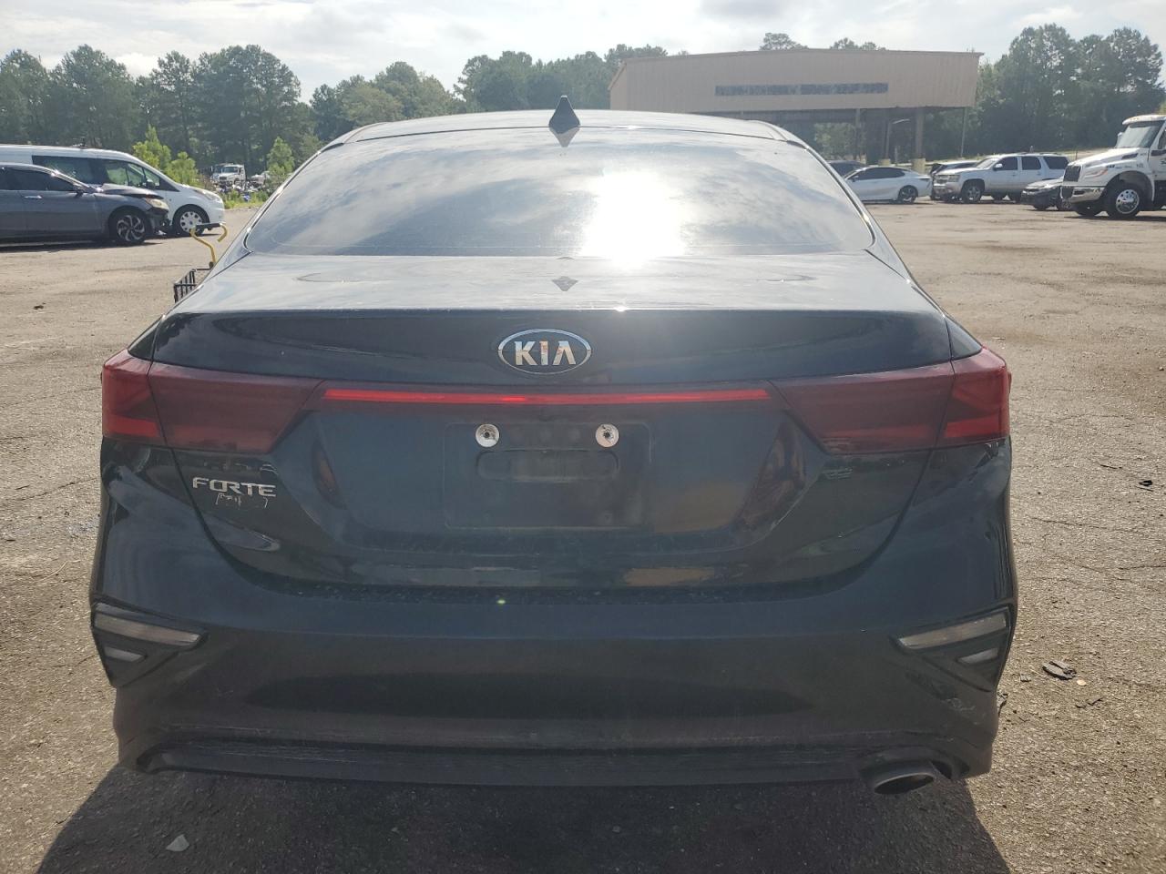 2019 Kia Forte Fe VIN: 3KPF24AD9KE122833 Lot: 66898825