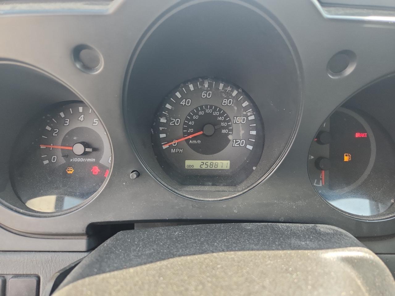 2002 Nissan Xterra Xe VIN: 5N1ED28T12C549823 Lot: 63058235
