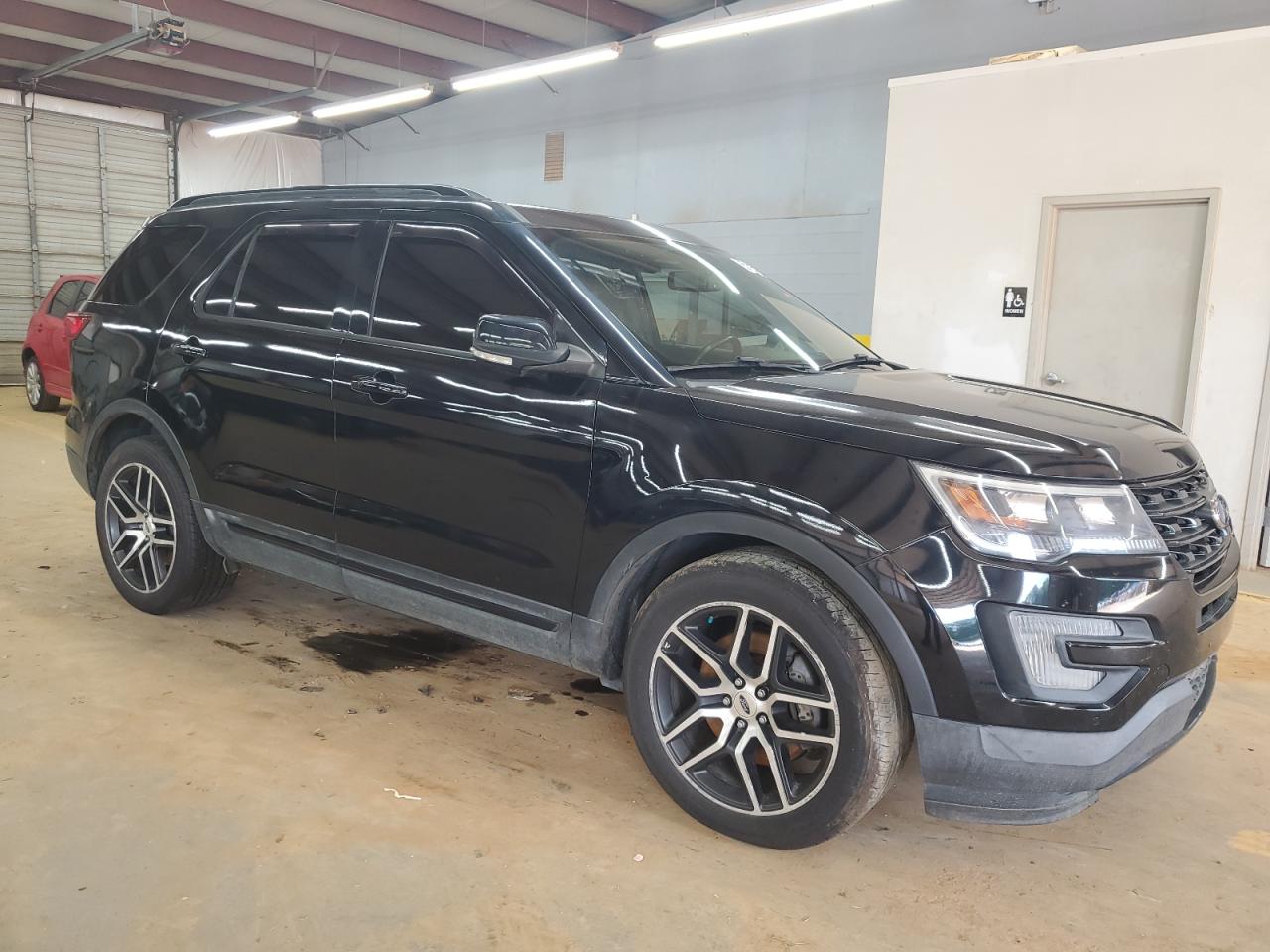 2017 Ford Explorer Sport VIN: 1FM5K8GT7HGD73923 Lot: 65185205