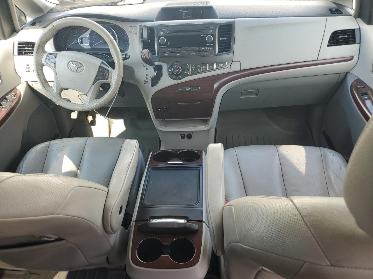 2014 Toyota Sienna Xle VIN: 5TDDK3DC5ES090851 Lot: 64527145