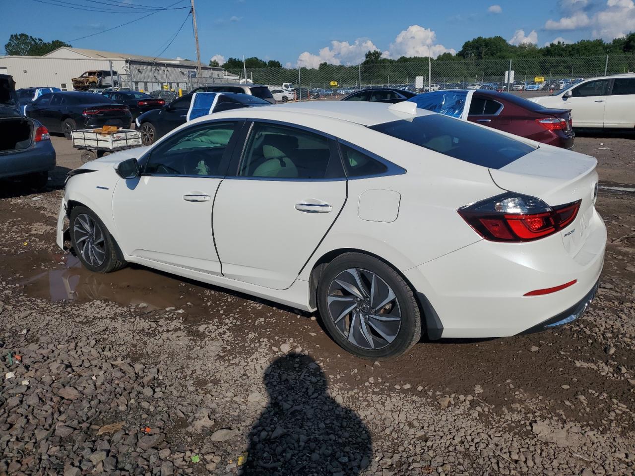 2019 Honda Insight Touring VIN: 19XZE4F9XKE015640 Lot: 64859335