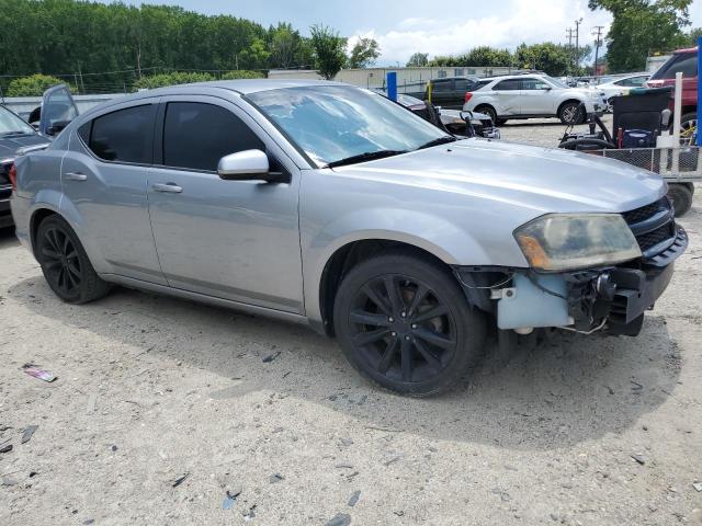 Sedans DODGE AVENGER 2013 Srebrny