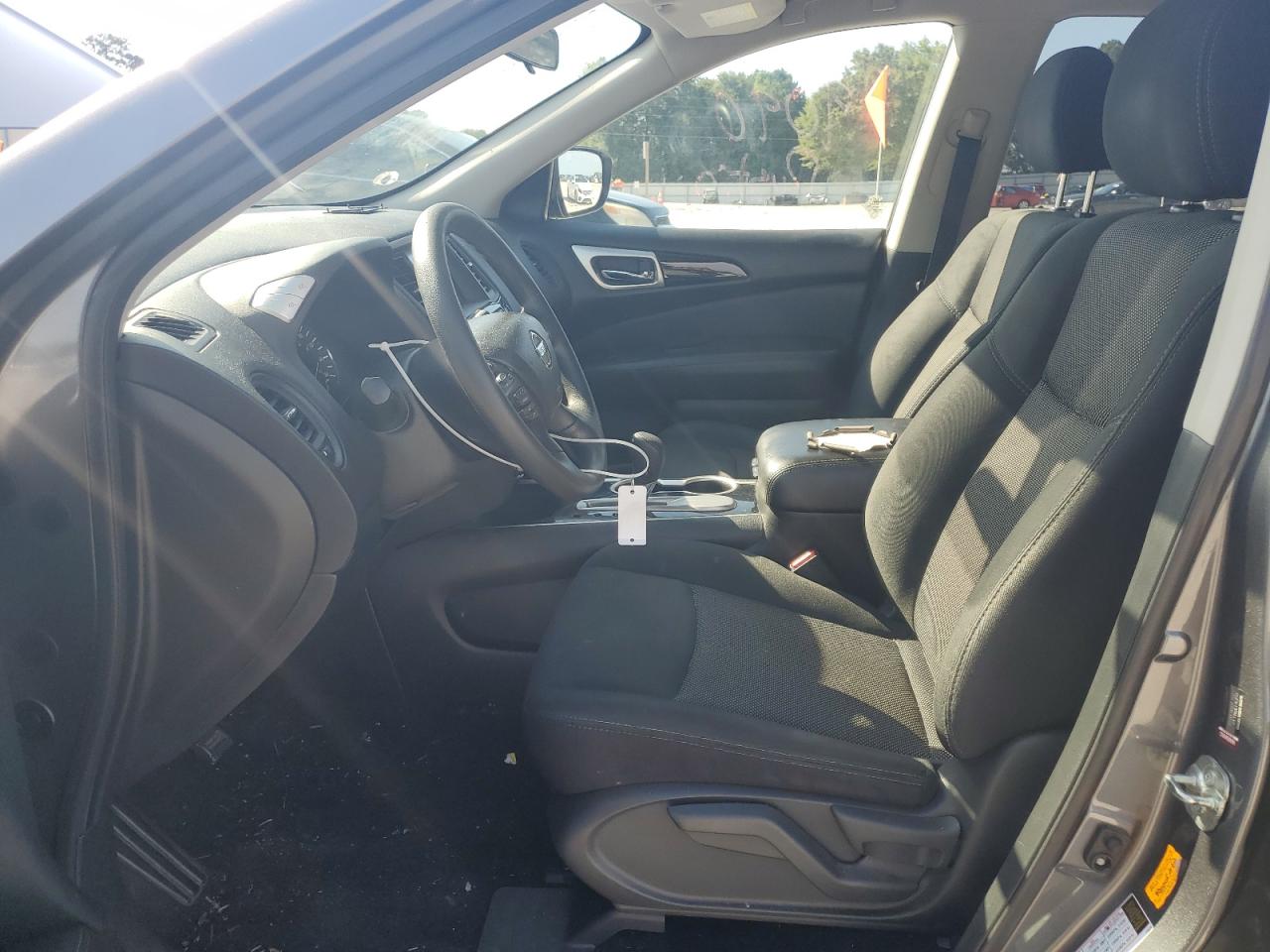 2019 Nissan Pathfinder S VIN: 5N1DR2MNXKC649987 Lot: 63408395
