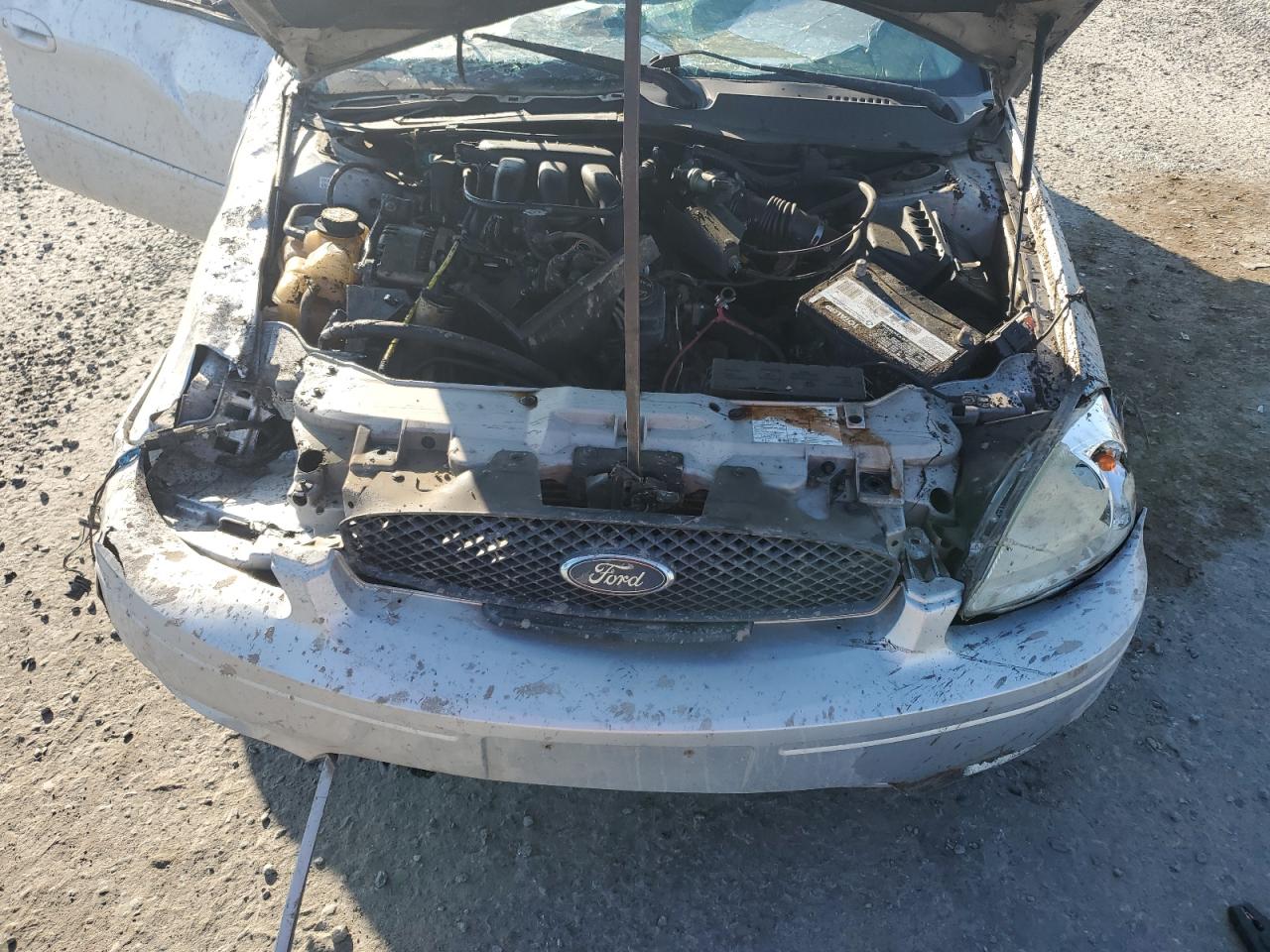 2005 Ford Taurus Se VIN: 1FAFP53UX5A290353 Lot: 66516935