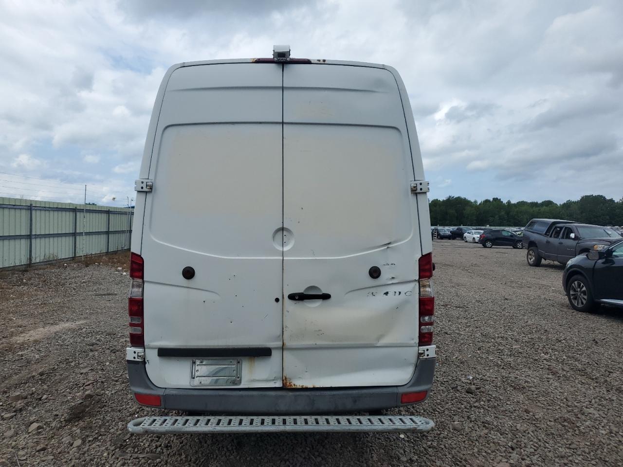 2011 Mercedes-Benz Sprinter 2500 VIN: WD3PE8CB1B5573131 Lot: 65152585