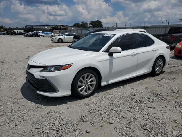 TOYOTA CAMRY 2021 Белы