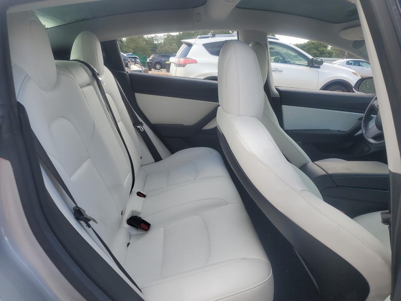 2018 Tesla Model 3 VIN: 5YJ3E1EB6JF096198 Lot: 64338595