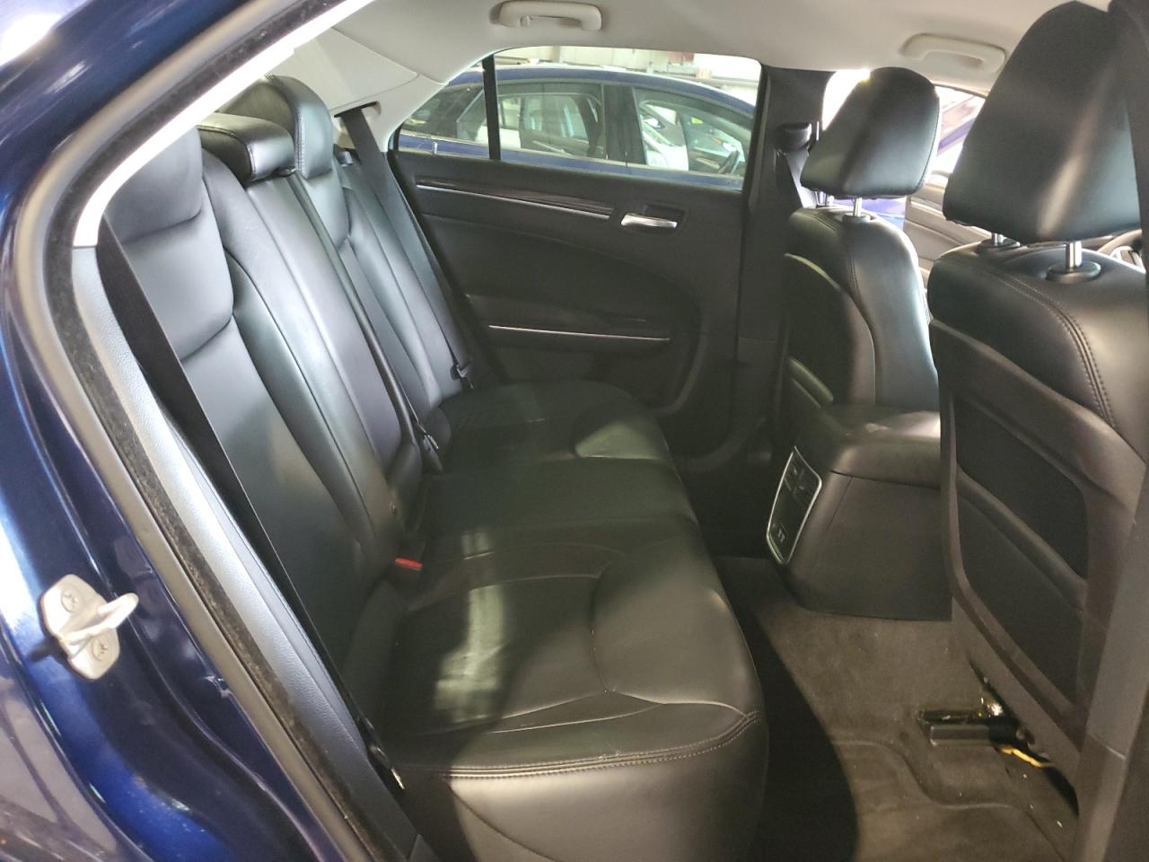 2015 Chrysler 300 Limited VIN: 2C3CCAAG9FH755890 Lot: 65369355