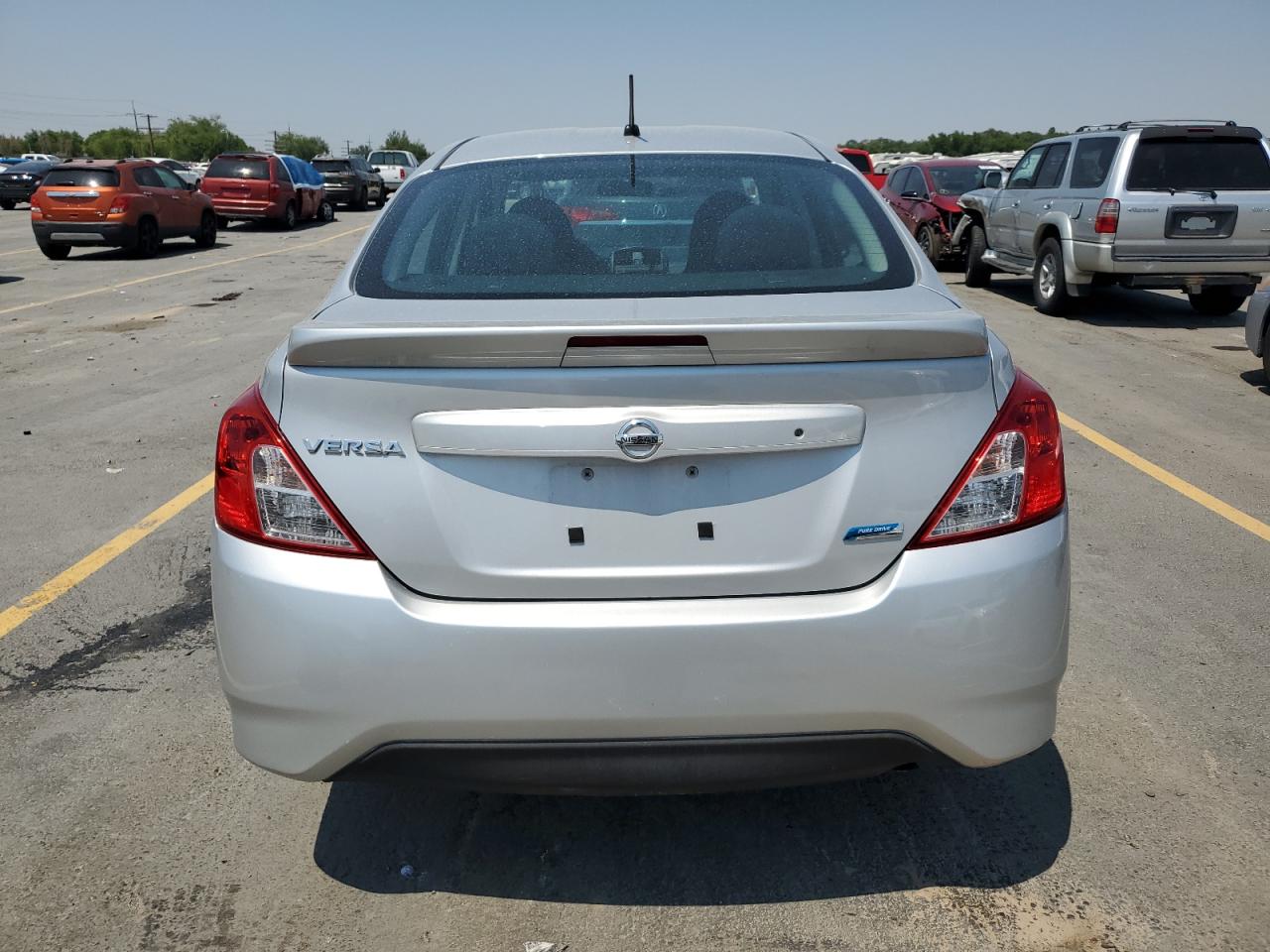 2015 Nissan Versa S VIN: 3N1CN7AP1FL912816 Lot: 65387375