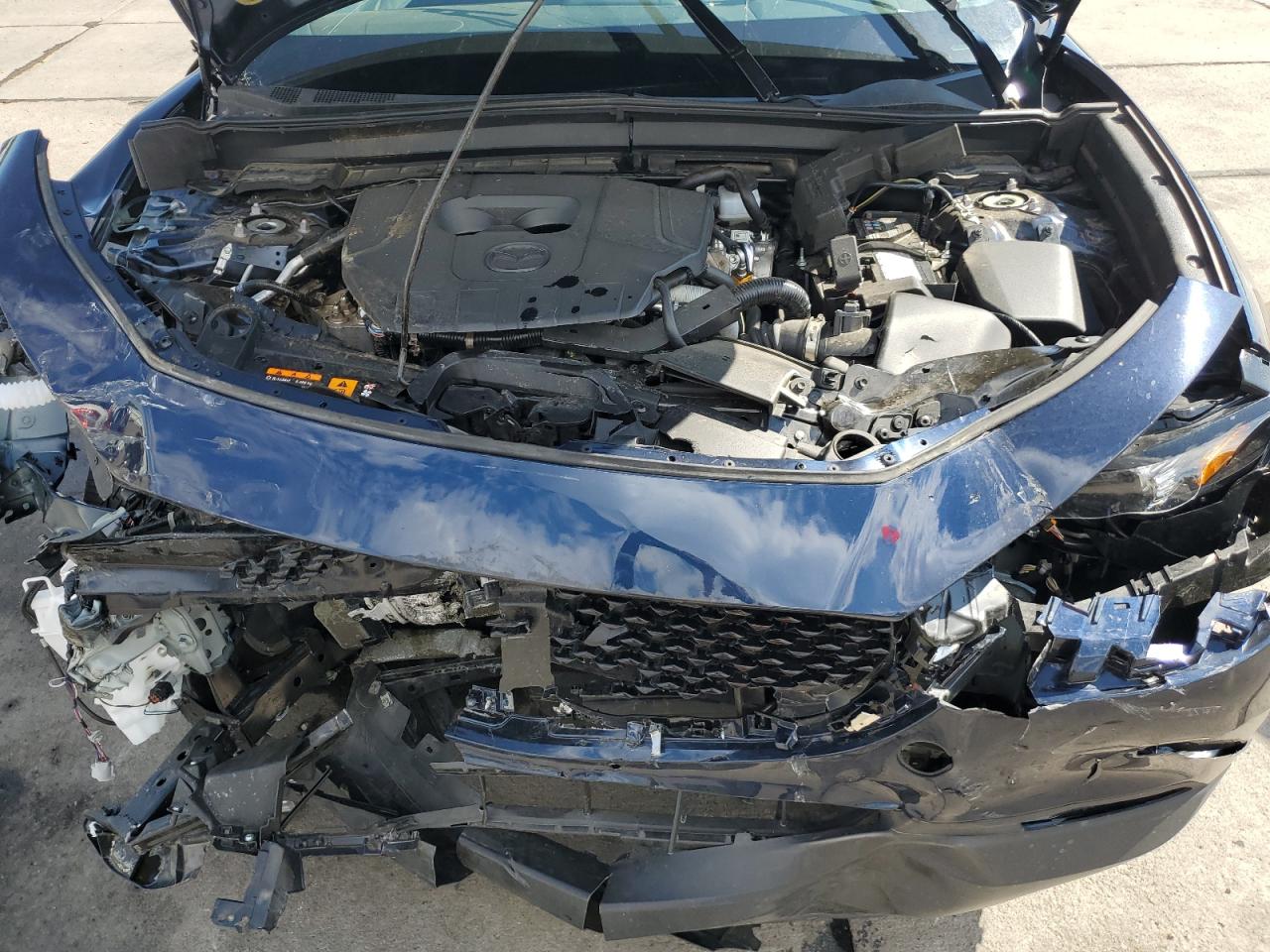 2024 Mazda Cx-30 Preferred VIN: 3MVDMBCMXRM715036 Lot: 64603565